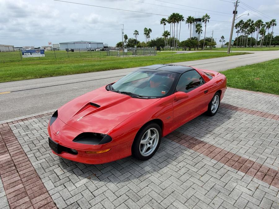  Chevrolet Camaro SS (1710) 1996 года  (фото 9 из 101)
